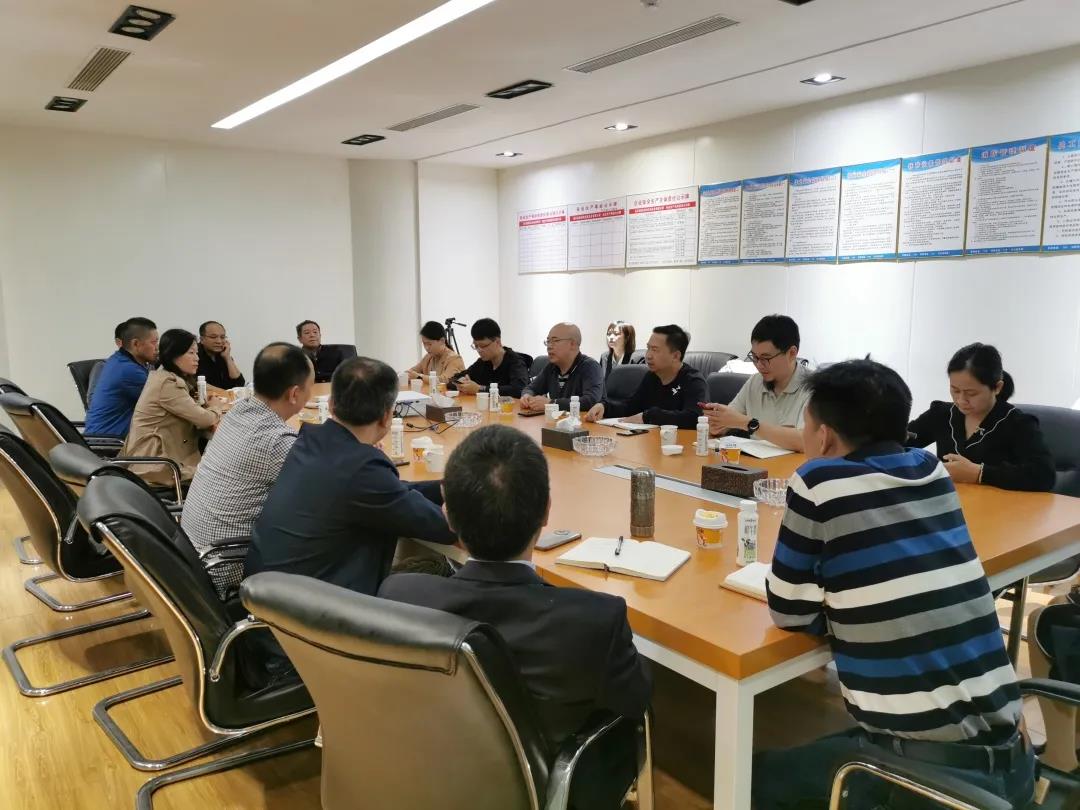 強化集團化管理 打造百億級皇氏——皇氏乳業(yè)集團高管團隊赴皇氏優(yōu)氏公司調研、交流、指導